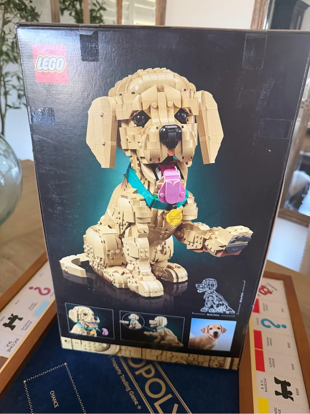 LEGO Tan Golden Retriever Puppy with Teal Collar